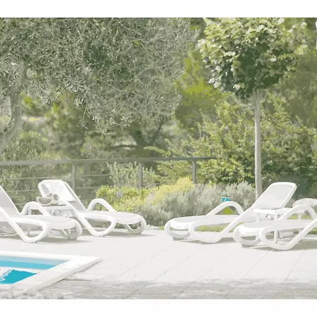 Luksuzna S Bazenom Holiday home